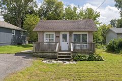 247 Parkway Avenue, Georgina, ON, exterior