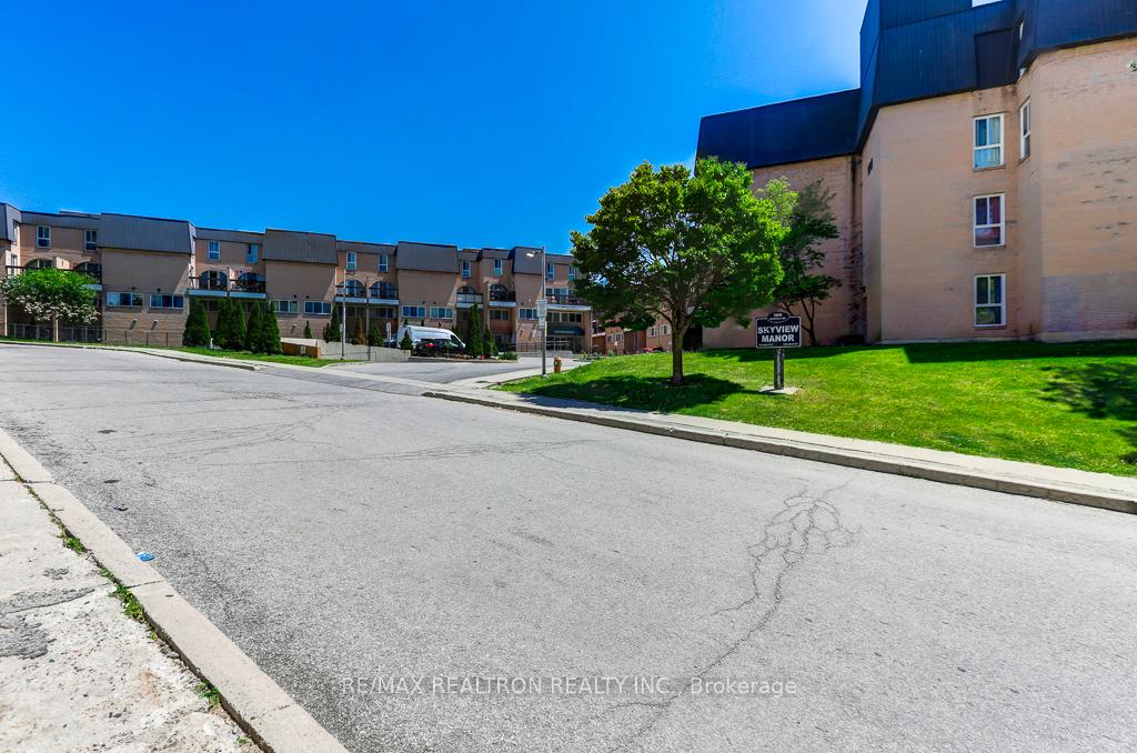 1045 - 100 Mornelle Court, Toronto E09, ON, exterior