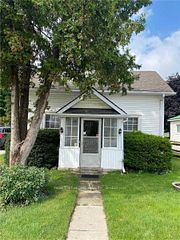 7870 Yonge Street, Innisfil, ON, exterior