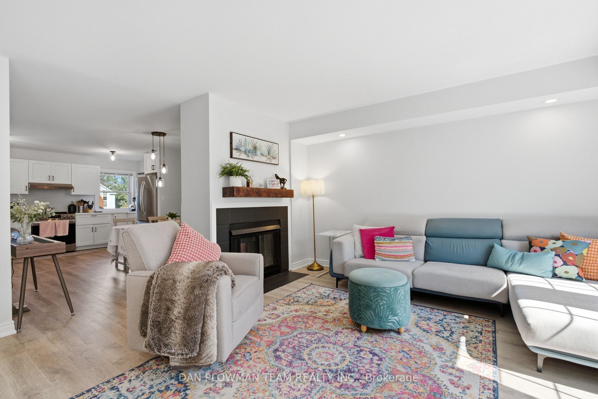 H11 - 76 - 1661 Nash Road, Clarington, ON, exterior
