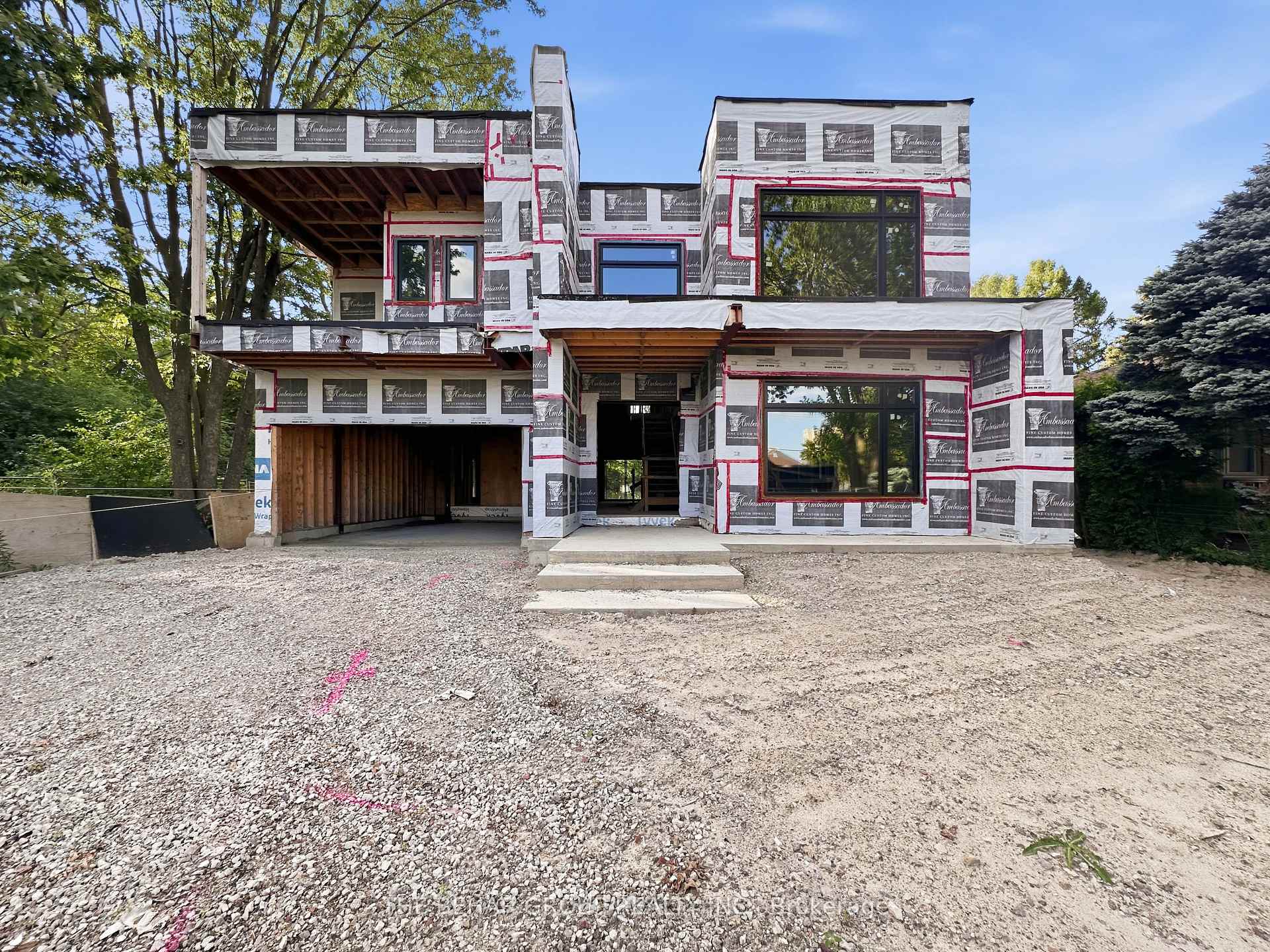 188 Crestwood Road, Vaughan, ON, exterior