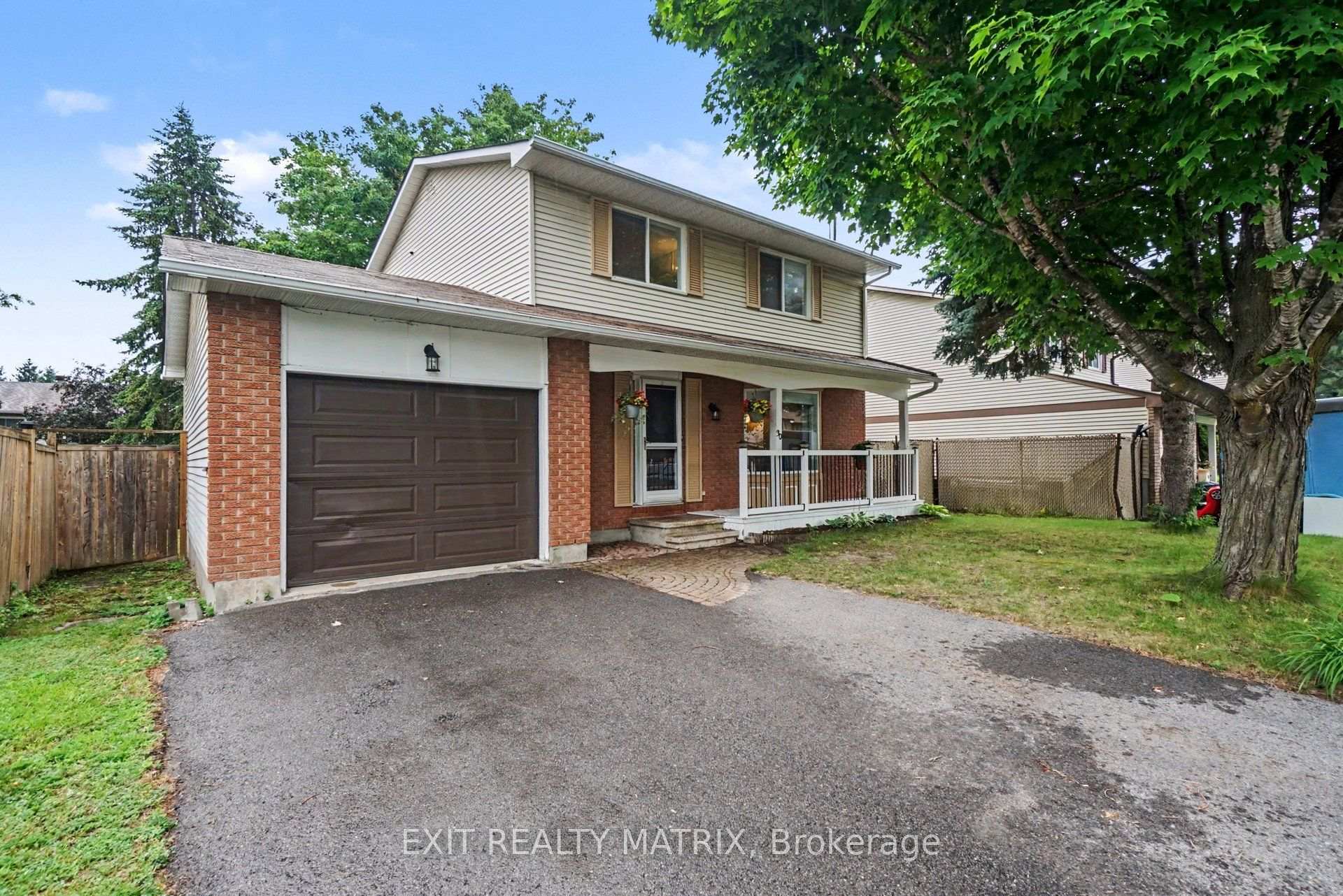 30 Bartley Crescent, Barrhaven, ON, exterior