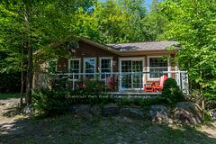 111-2 - 1052 Rat Bay Road, Lake of Bays, ON, exterior