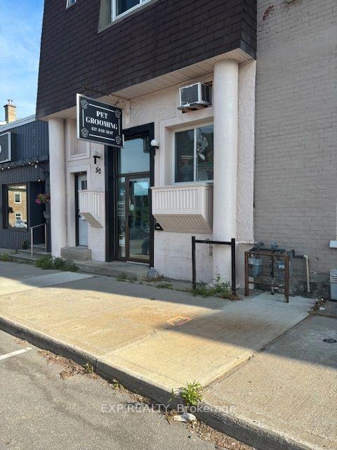 50 madawaska Street W, Arnprior, ON, exterior