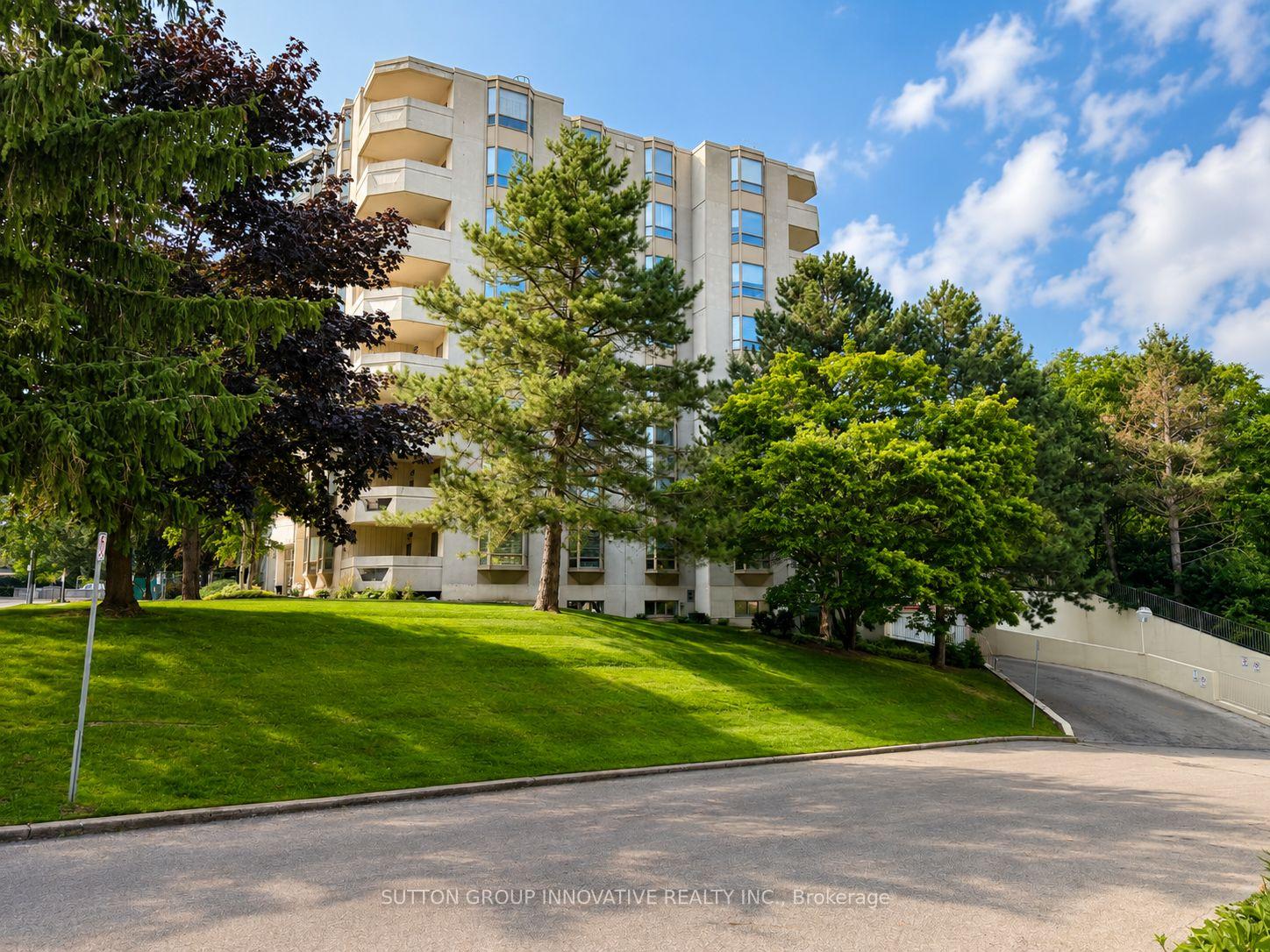 507 - 8 Village Green Boulevard, Hamilton, ON, exterior