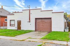 134 Frazer Street, Port Colborne, ON, exterior