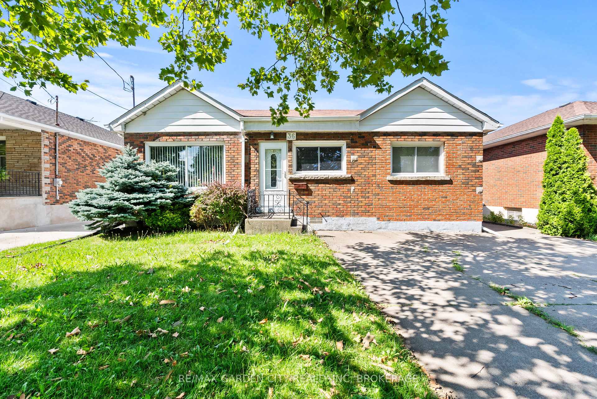 36 Rose Avenue, Thorold, ON, exterior