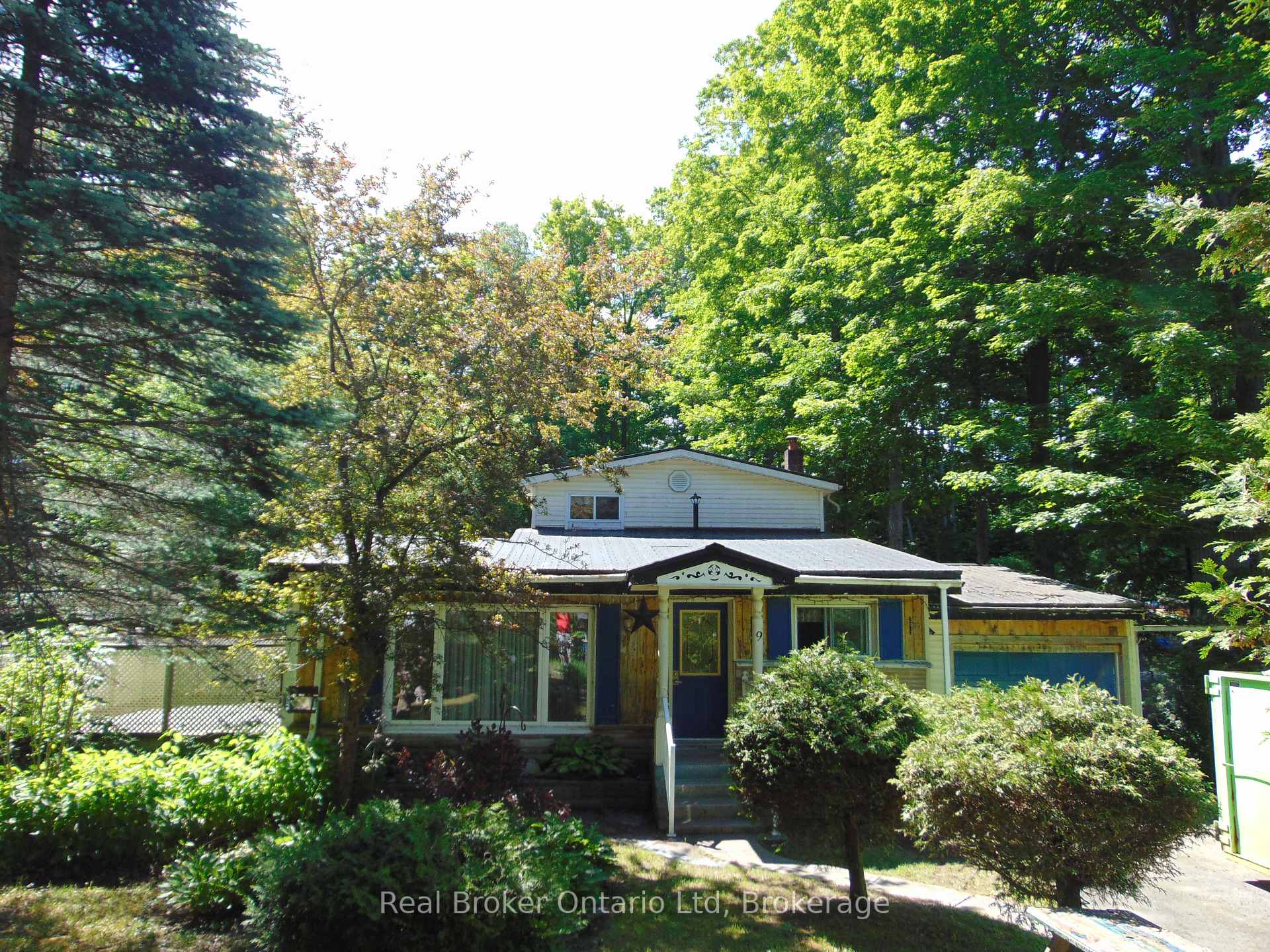 9 Burton Crescent S, South Bruce Peninsula, ON, exterior