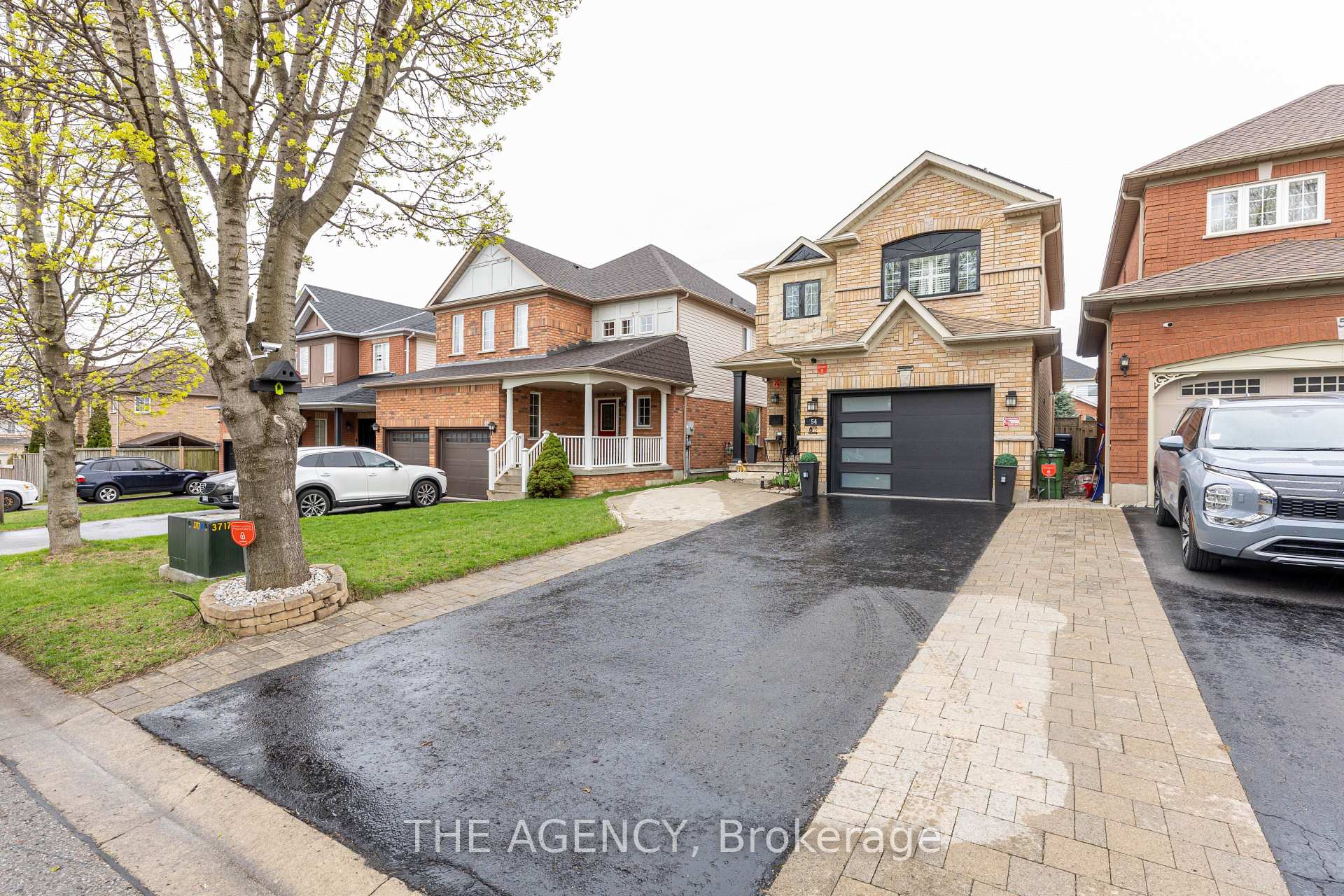 54 Thames Drive, Whitby, ON, exterior