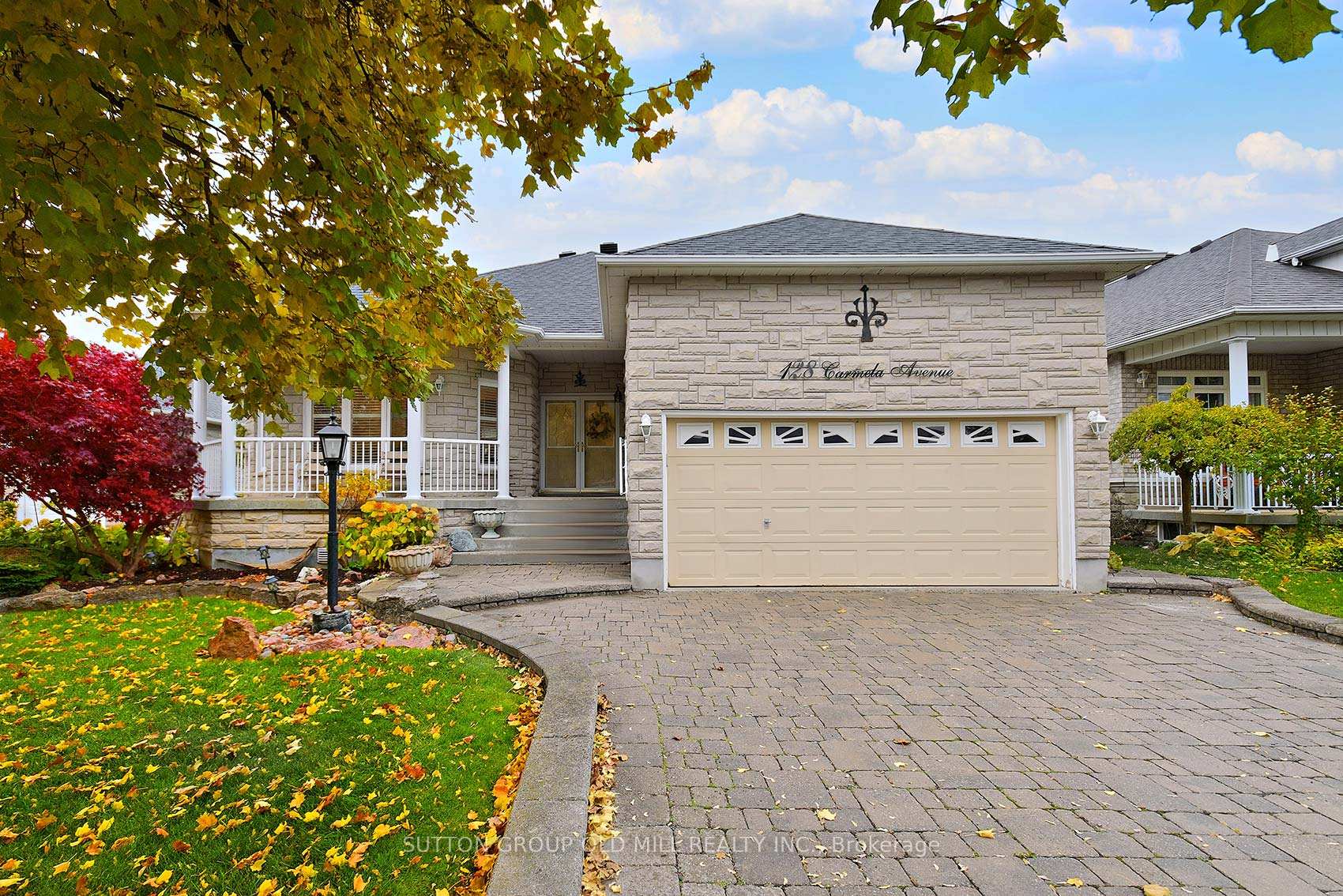 128 Carmela Avenue, Richmond Hill, ON, exterior