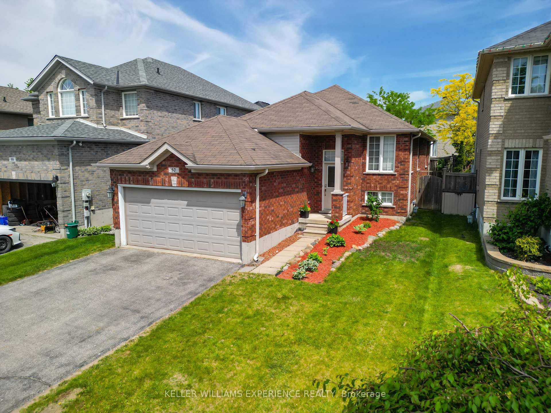 57 Parisian Crescent, Barrie, ON, exterior