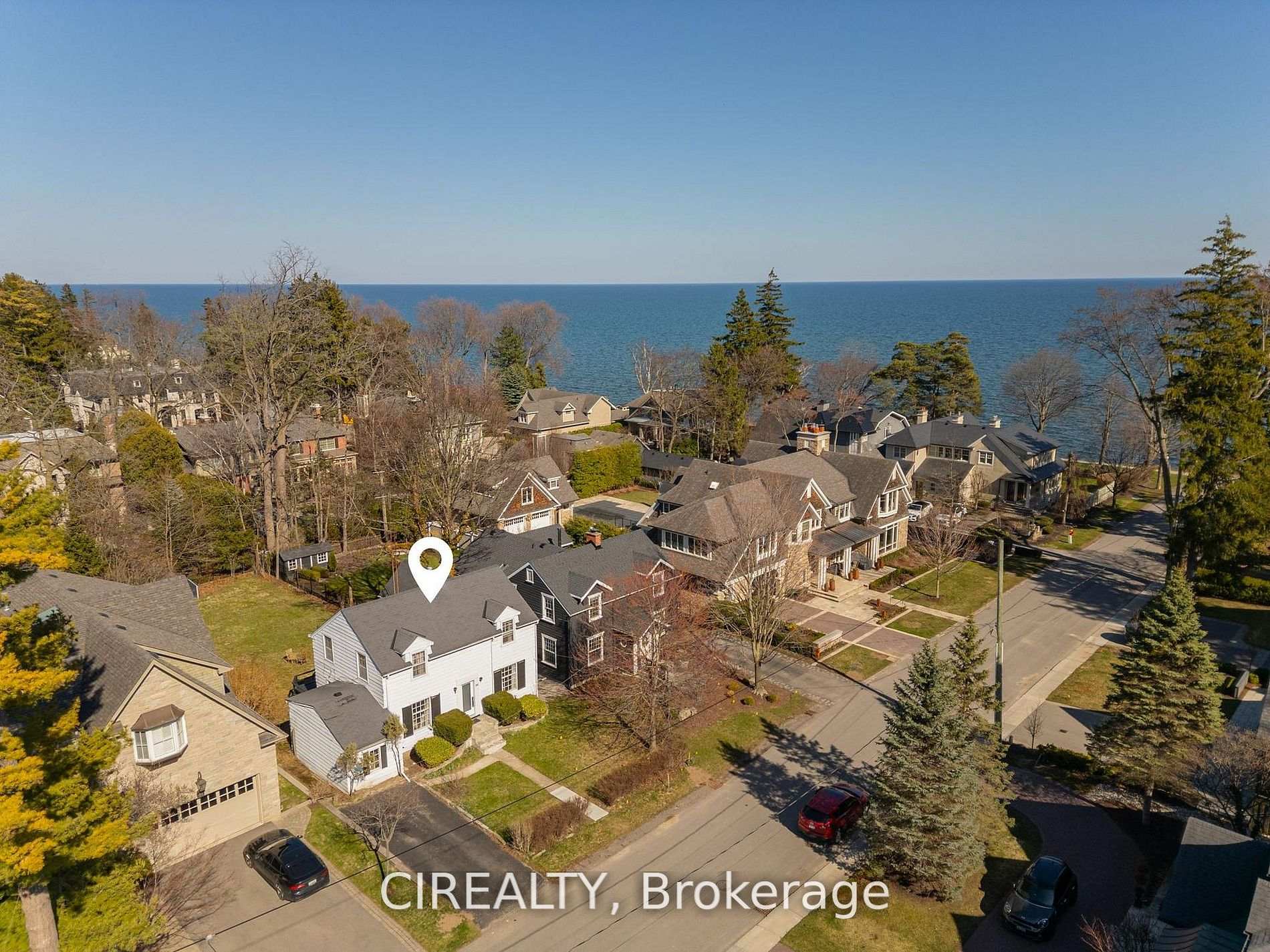25 Howard Avenue, Oakville, ON, exterior