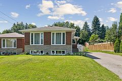 121 Confederation Drive, Toronto E09, ON, exterior