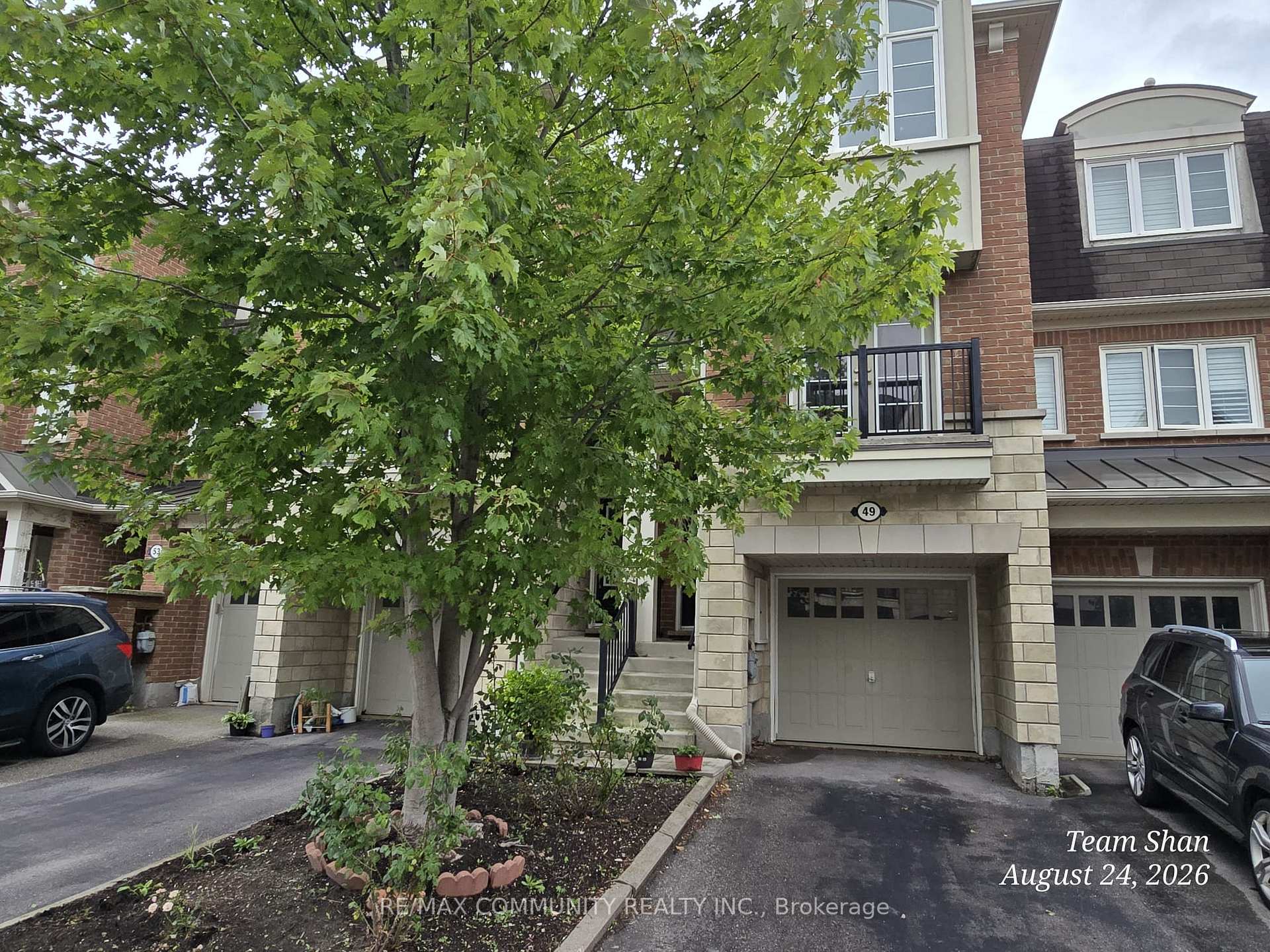 49 Ferguson Street, Toronto E04, ON, exterior