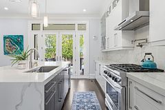 130 Edgecroft Road, Toronto W07, ON, exterior