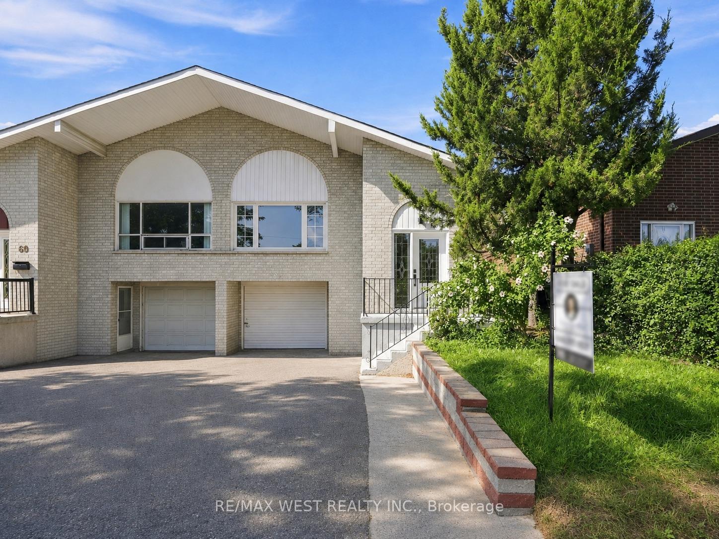 62 Littleleaf Drive, Toronto E11, ON, exterior