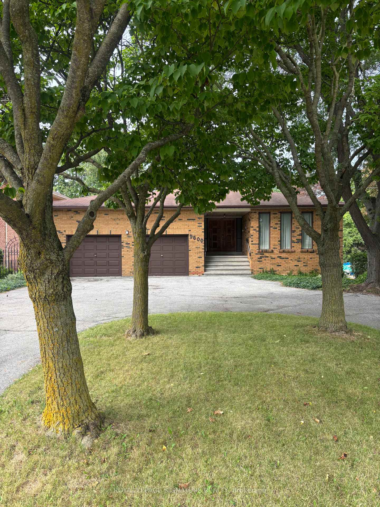2600 Kennedy Road, Toronto E05, ON, exterior