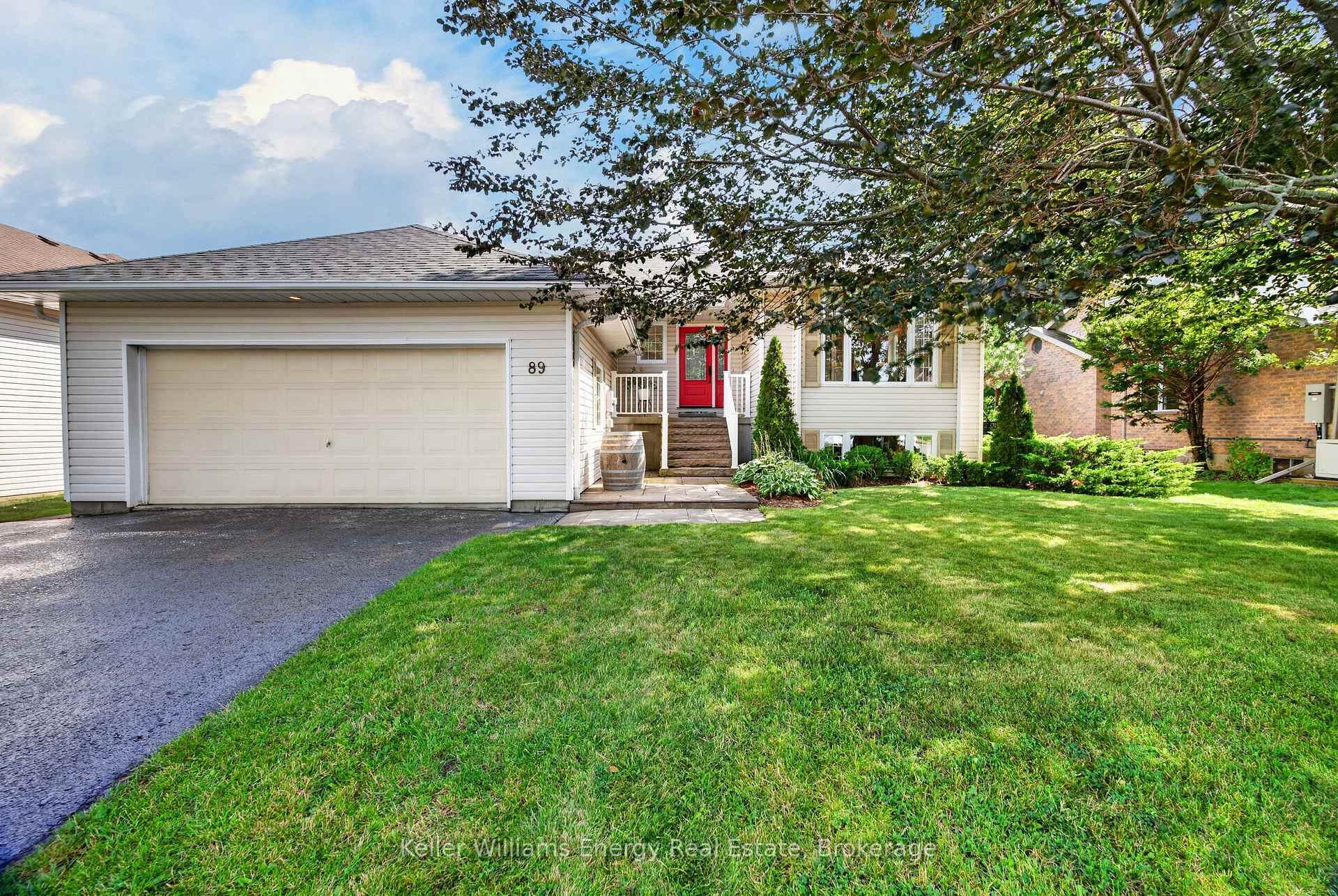 89 Westwind Crescent, Prince Edward County, ON, exterior
