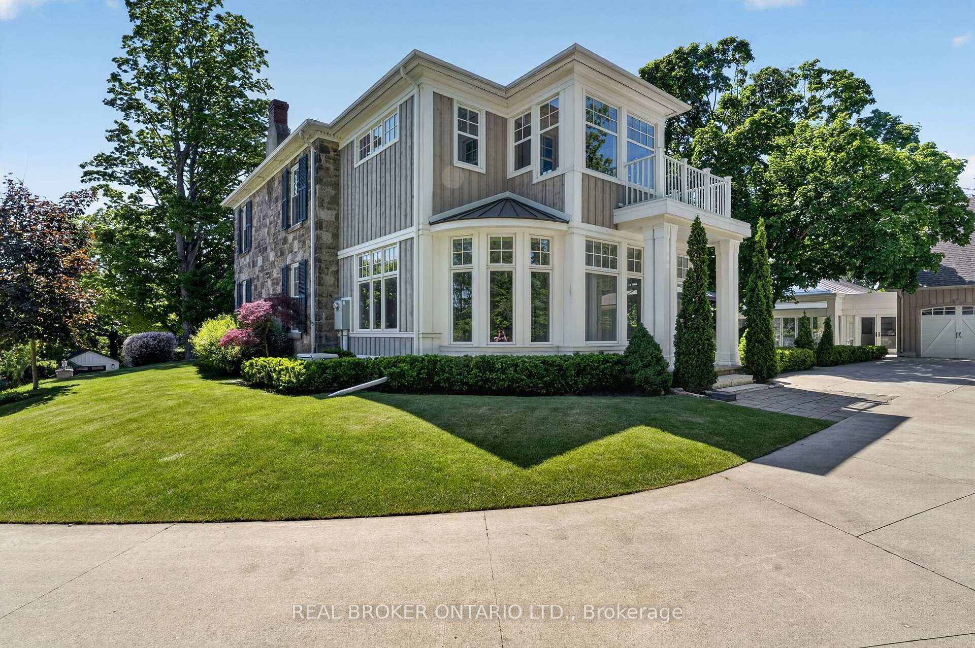 63 Mill Street S, Hamilton, ON, exterior