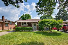 115 Champlain Crescent, London East, ON, exterior