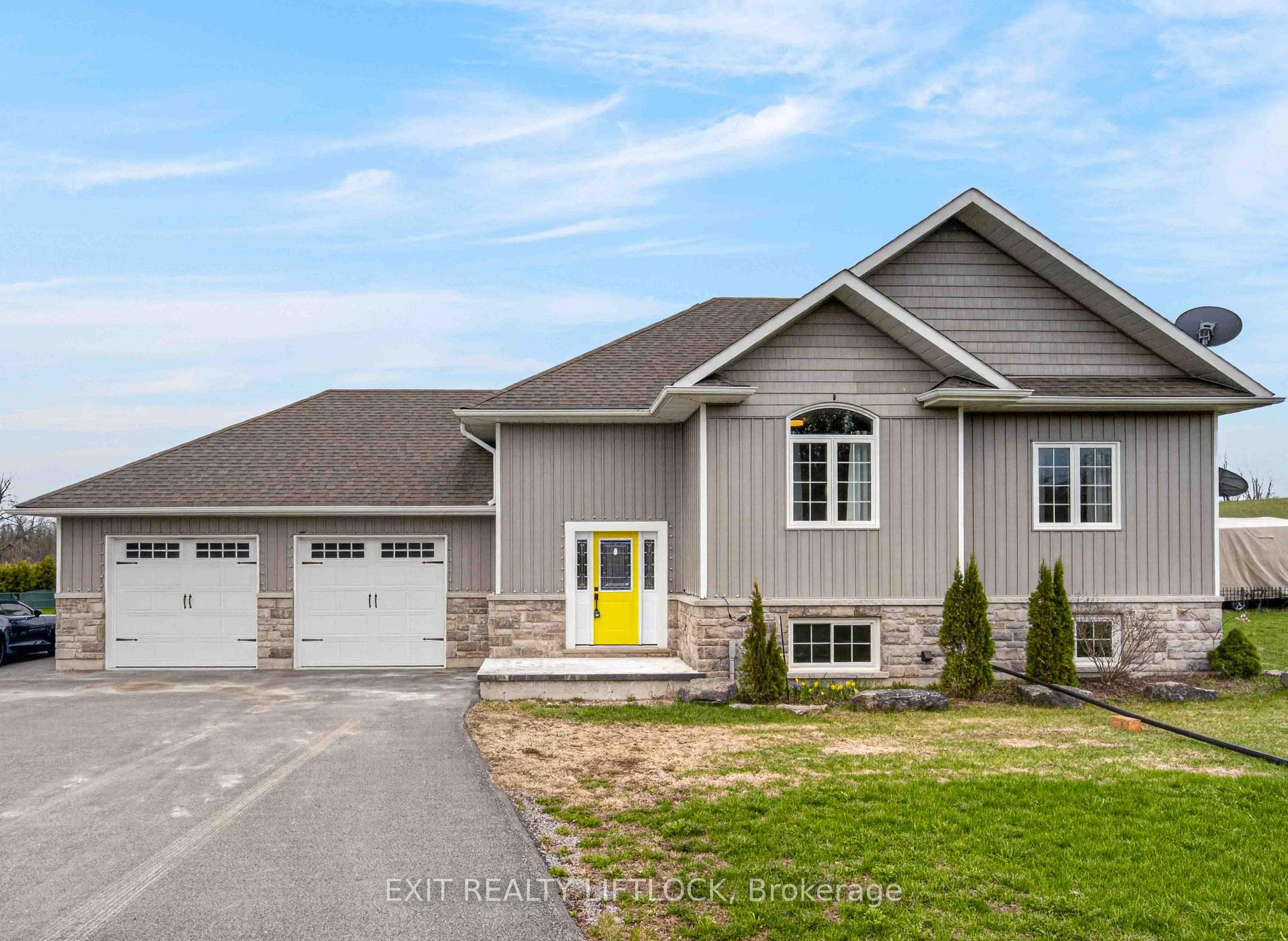 1479 Webster Road, Douro-Dummer, ON, exterior