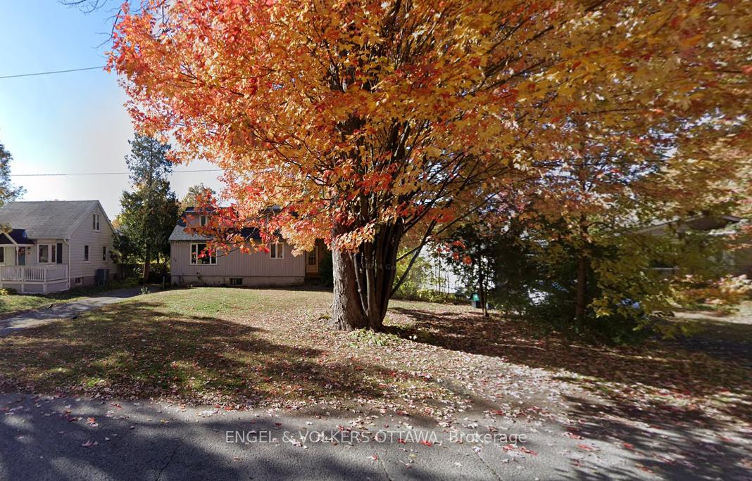 72 Scrivens Street, Britannia - Lincoln Heights and Area, ON, exterior