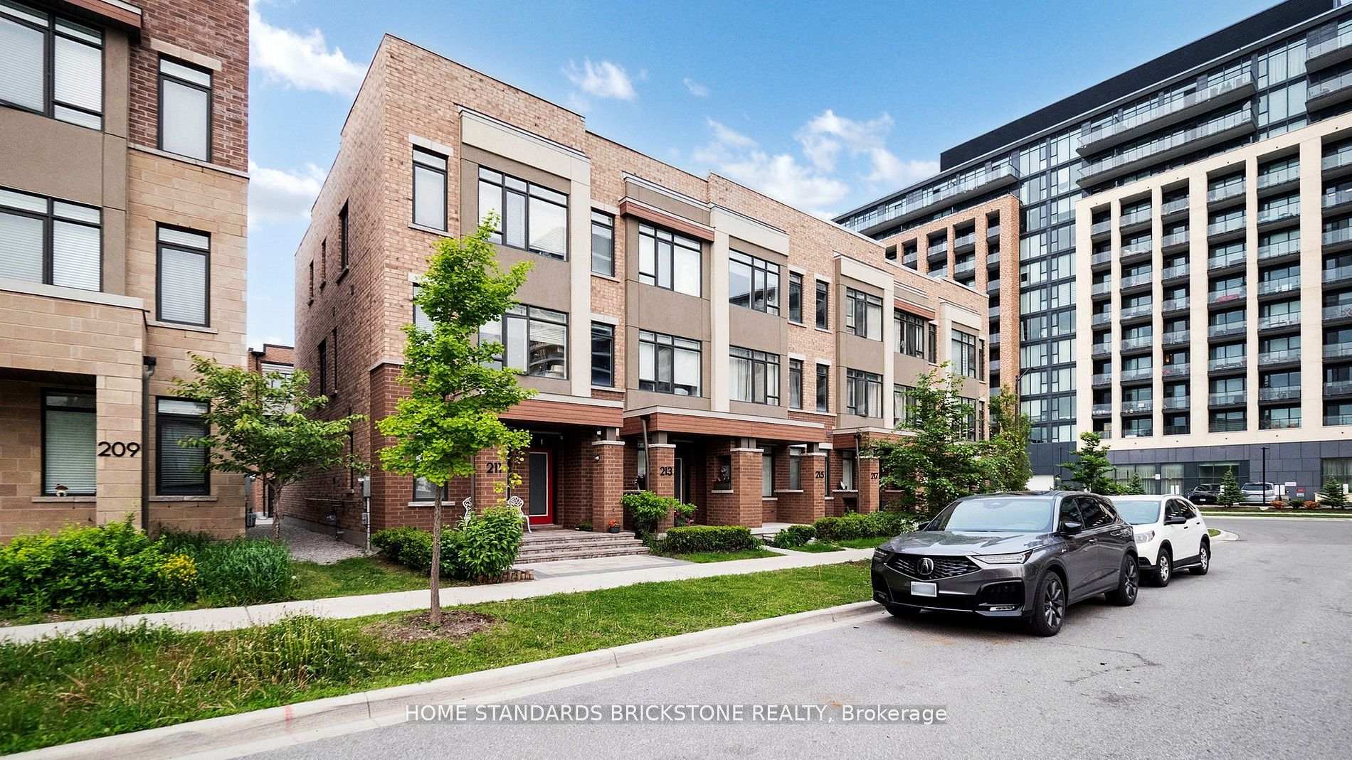 215 Salterton Circle, Vaughan, ON, exterior