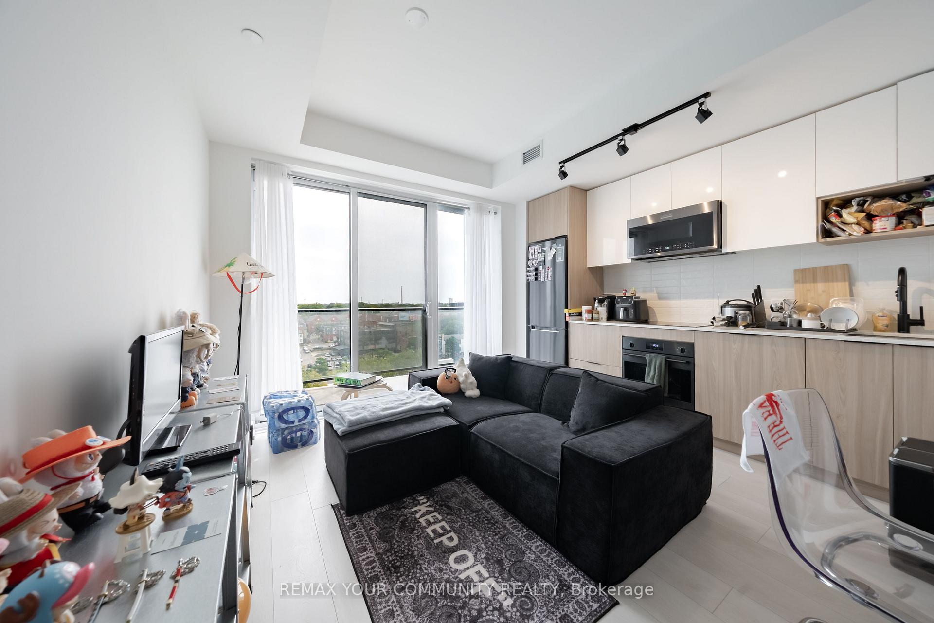 707 - 5 Defries Street, Toronto C08, ON, exterior
