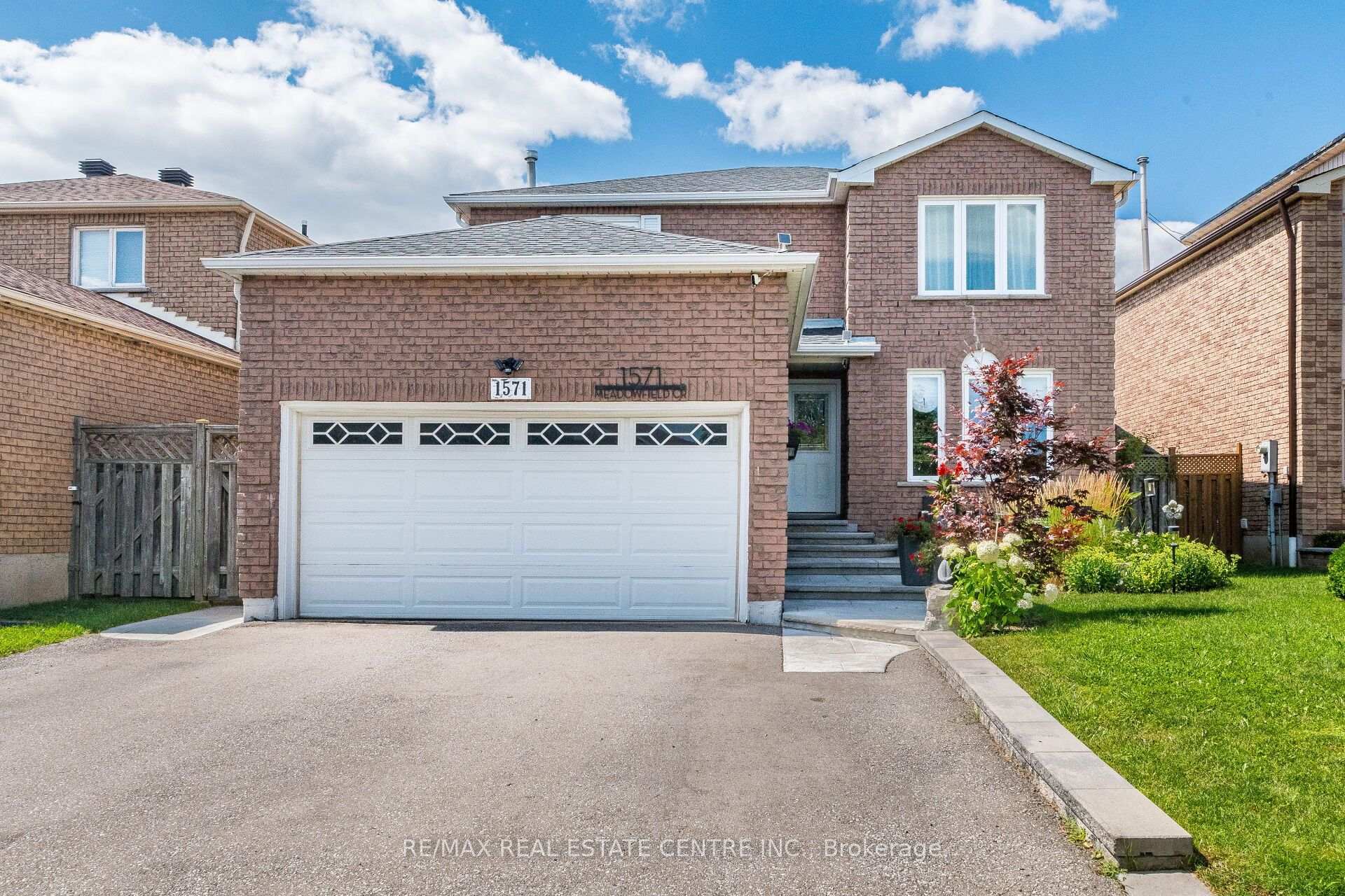 1571 Meadowfield Crescent, Mississauga, ON, exterior