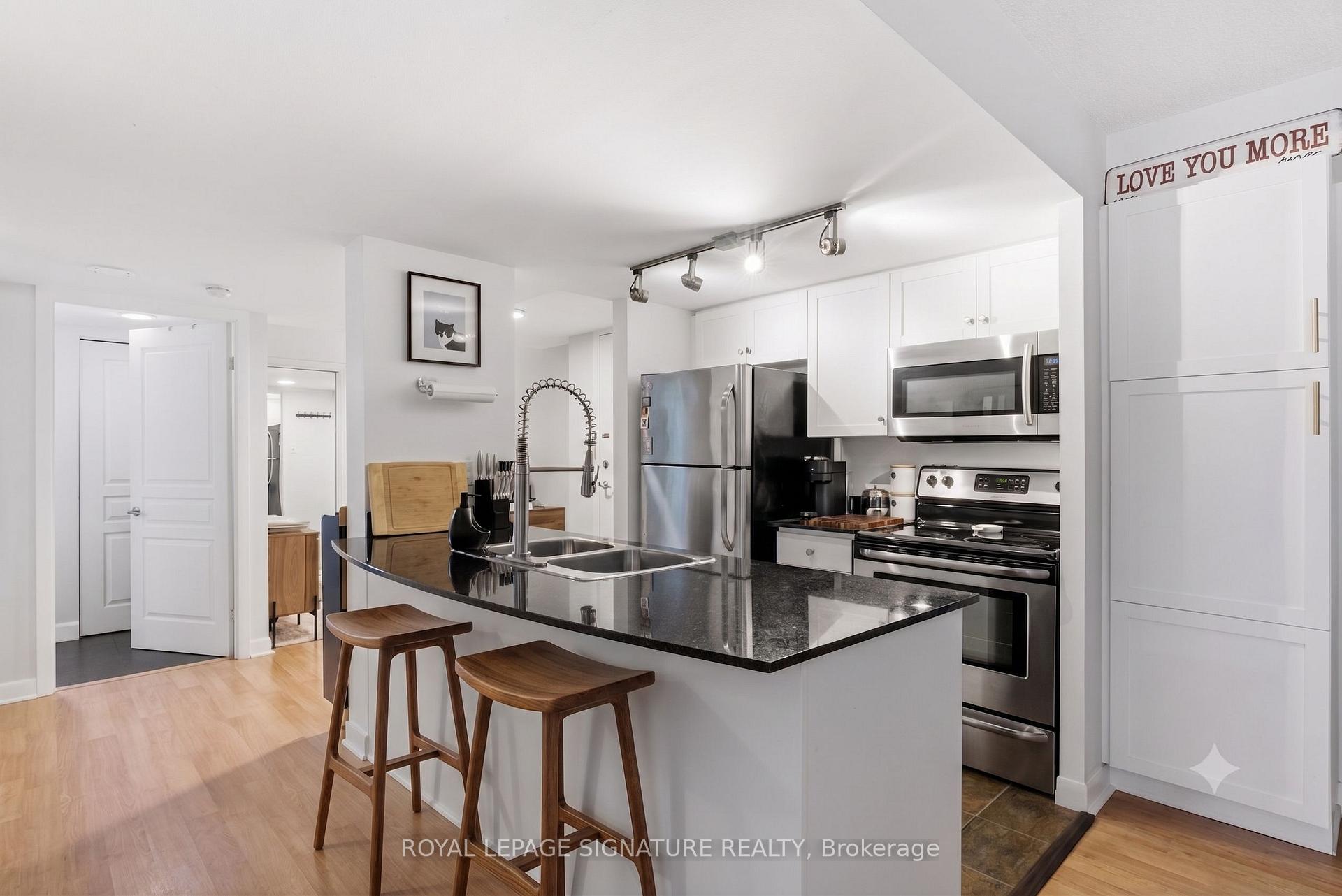 704 - 323 Richmond Street E, Toronto C08, ON, exterior
