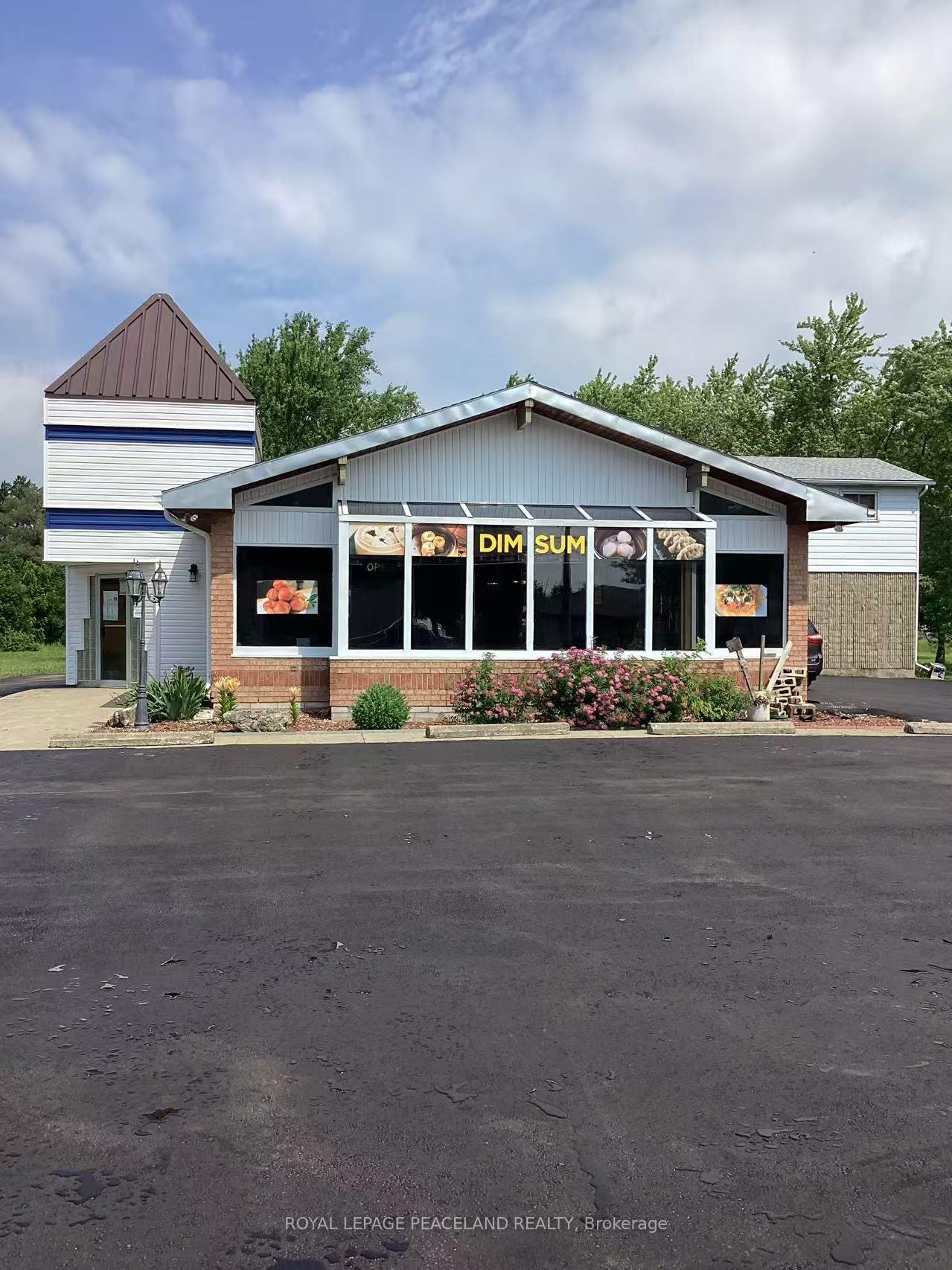 94 King Street E, Lambton Shores, ON, exterior