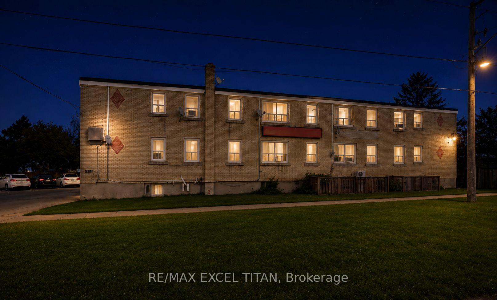 7 - 1201 Cedar Street, Oshawa, ON, exterior