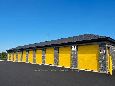 700 Lake Road, Clarington, ON, exterior