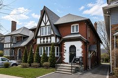 89 Oriole Parkway, Toronto C02, ON, exterior