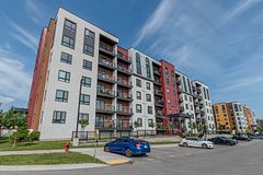 201 - 10 Culinary Lane, Barrie, ON, exterior