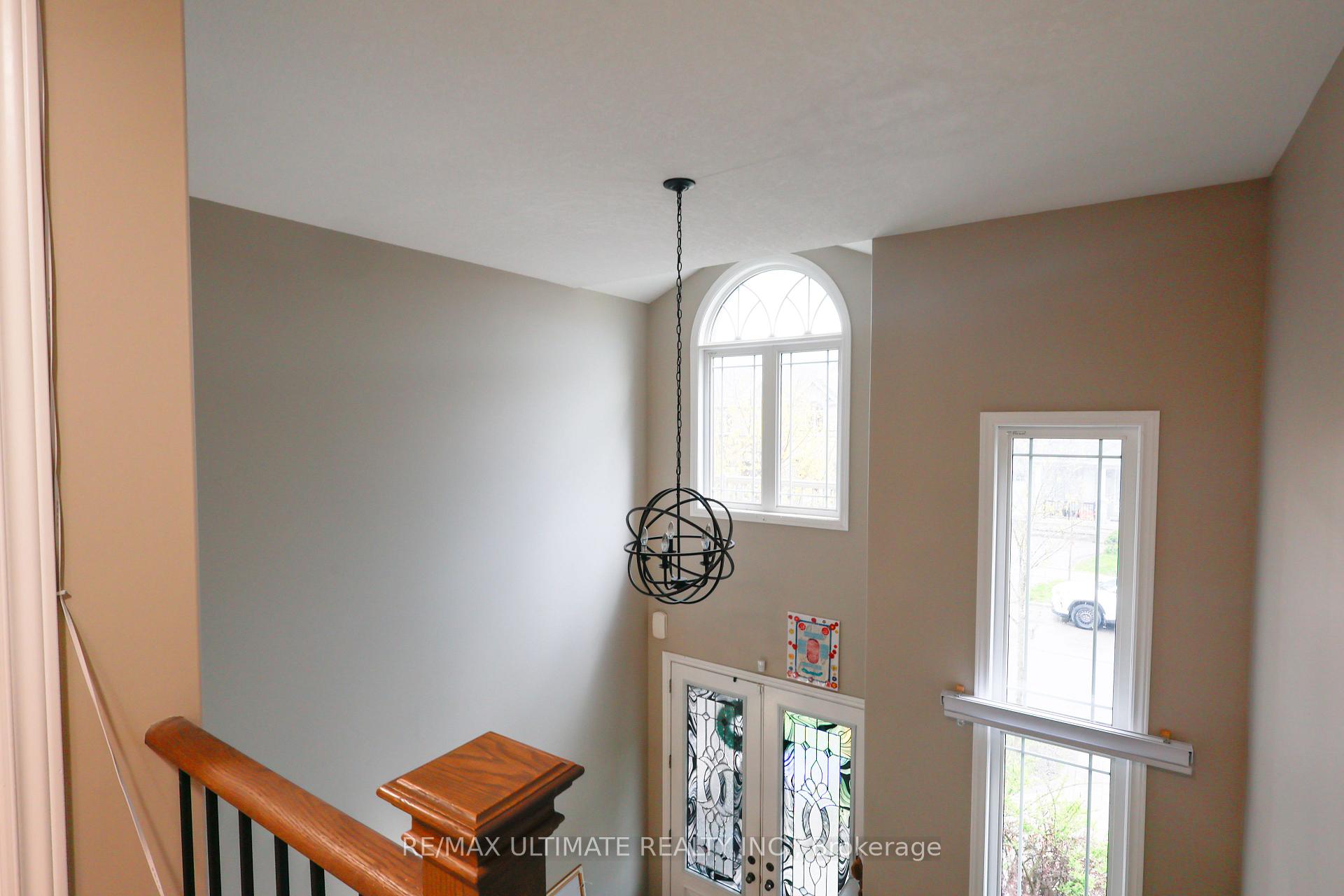 42 Walker Boulevard, New Tecumseth, ON, exterior