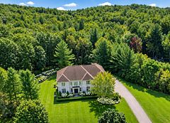 65 Kingswood Drive, King, ON, exterior