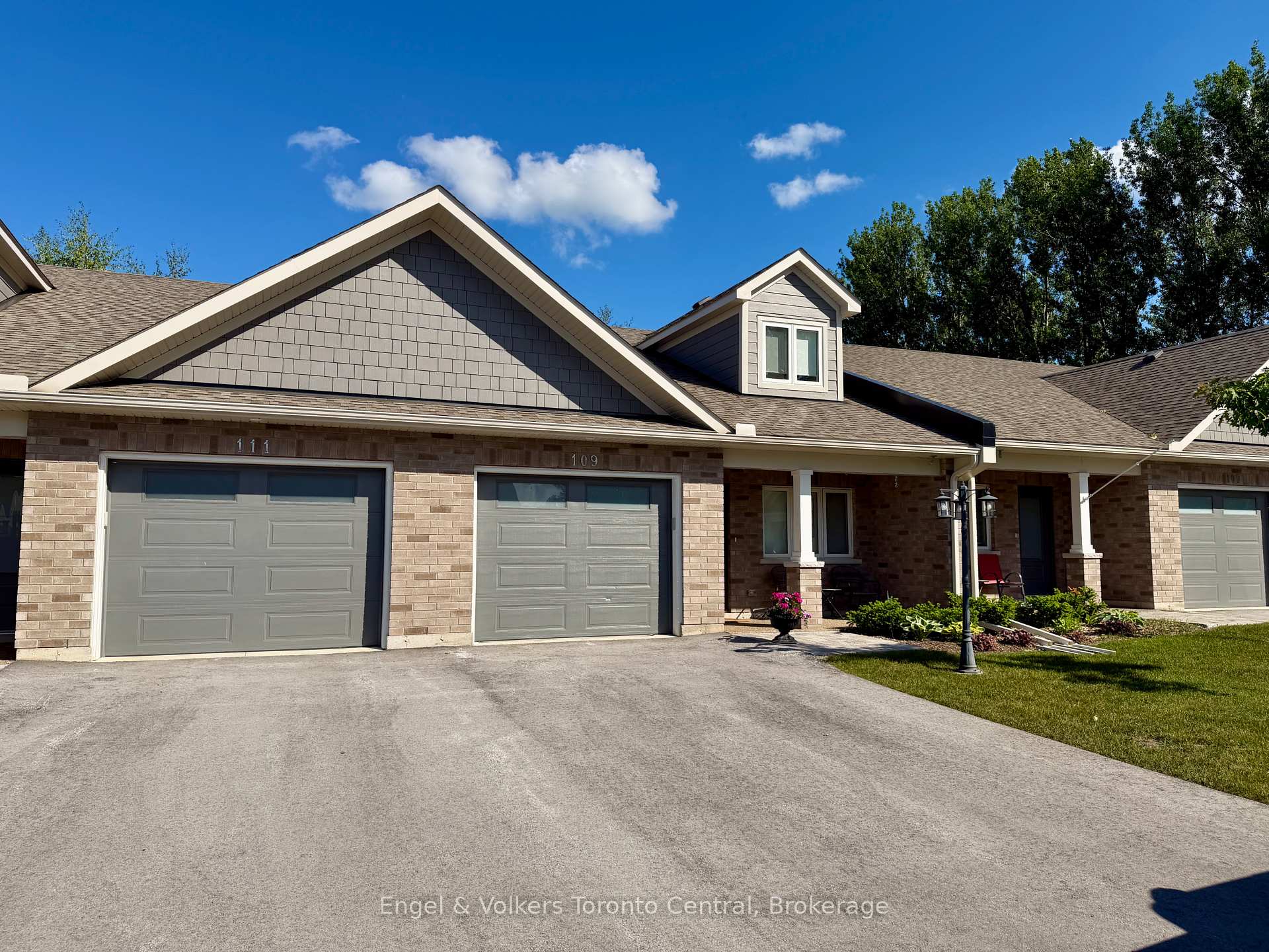 109 Dove Drive, Blue Mountains, ON, exterior