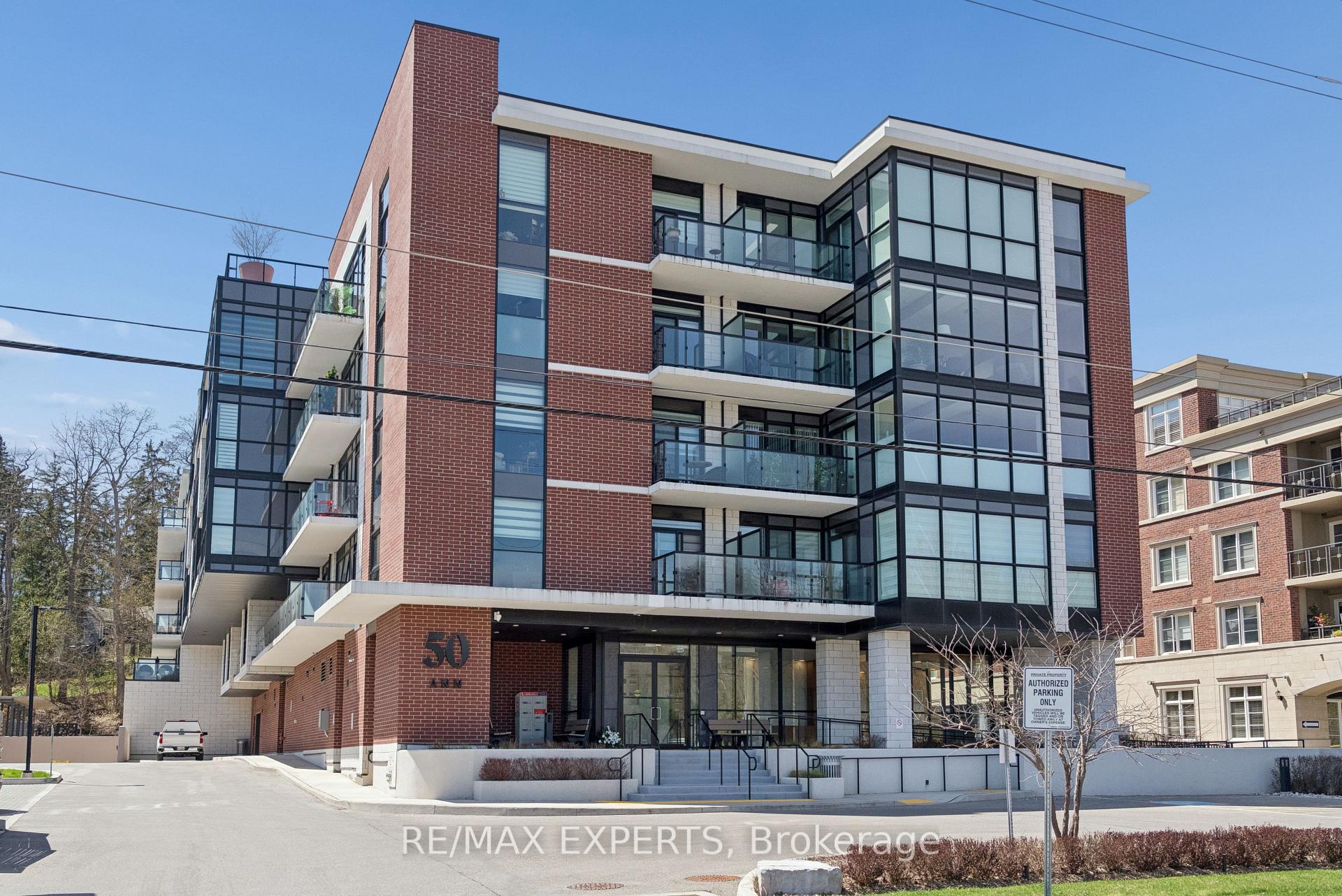 515 - 50 Ann Street, Caledon, ON, exterior