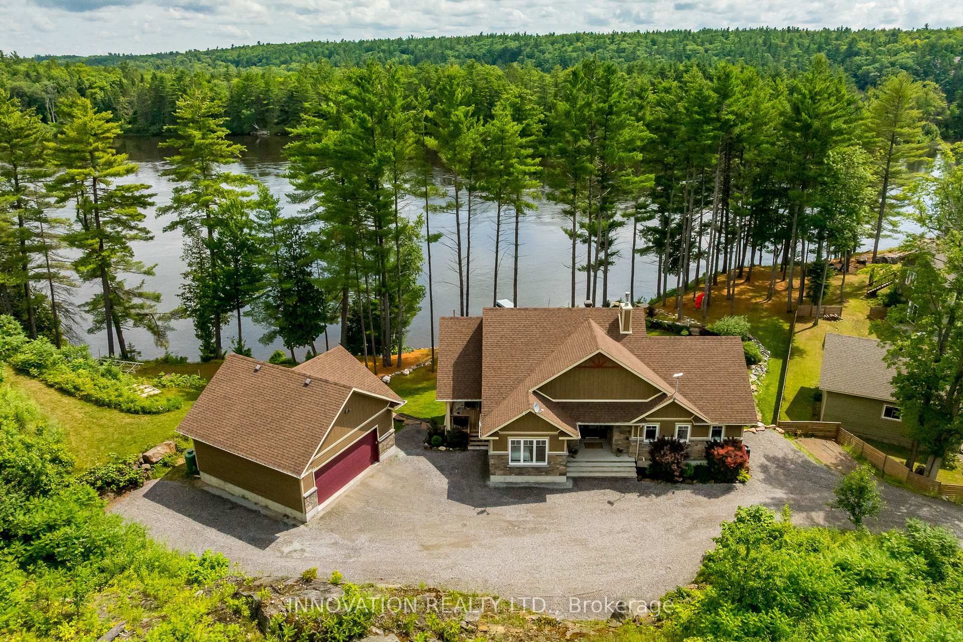 103A Carriage Landing Drive, Horton, ON, exterior
