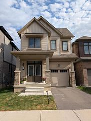 28 Amos Avenue, Brantford, ON, exterior