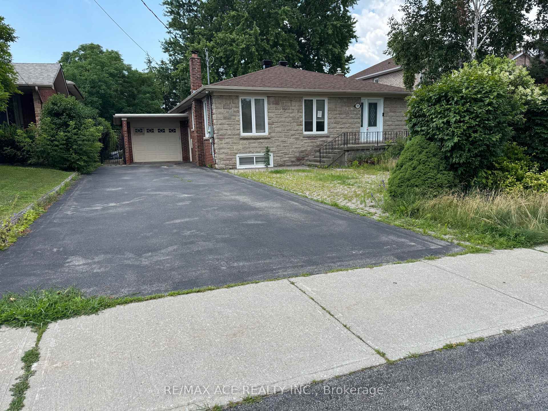 39 Oak Avenue, Richmond Hill, ON, exterior
