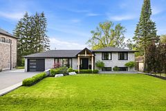 196 Dew Street, King, ON, exterior