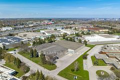 585 Granite Court, Pickering, ON, exterior