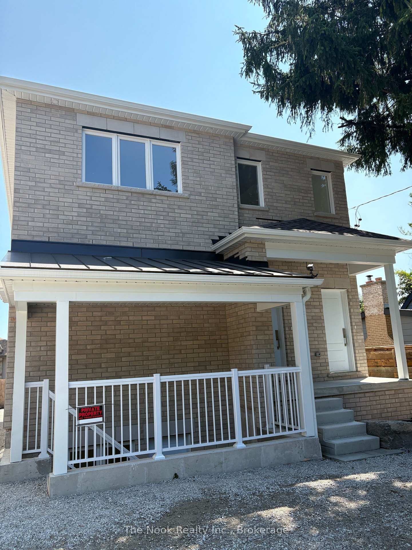3 - 399 Thorton Road N, Oshawa, ON, exterior