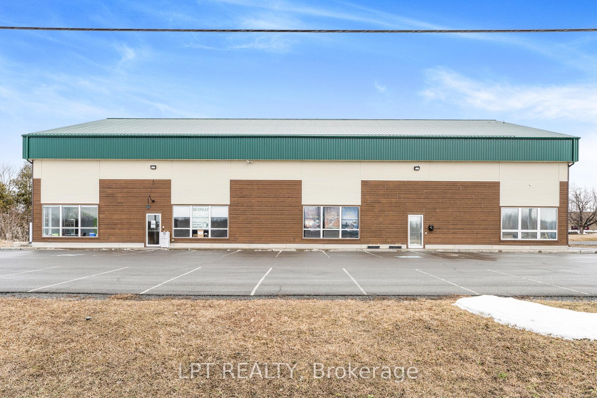 299 Industrial Boulevard, North Glengarry, ON, exterior