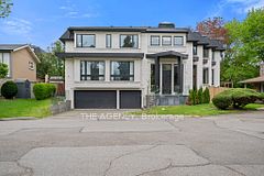 8 Frivick Court, Toronto C14, ON, exterior