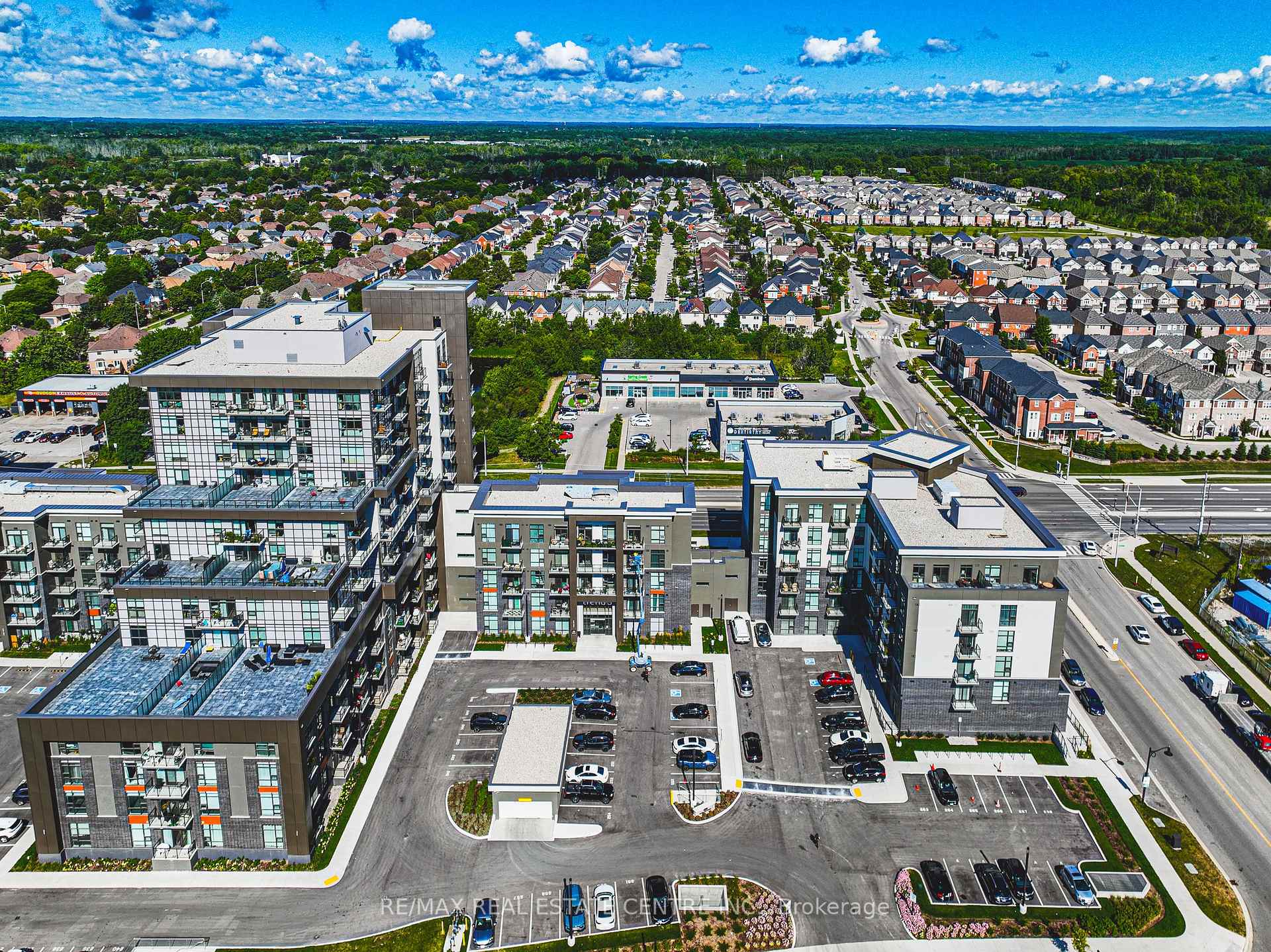 1202 - 470 Dundas Street E, Hamilton, ON, exterior