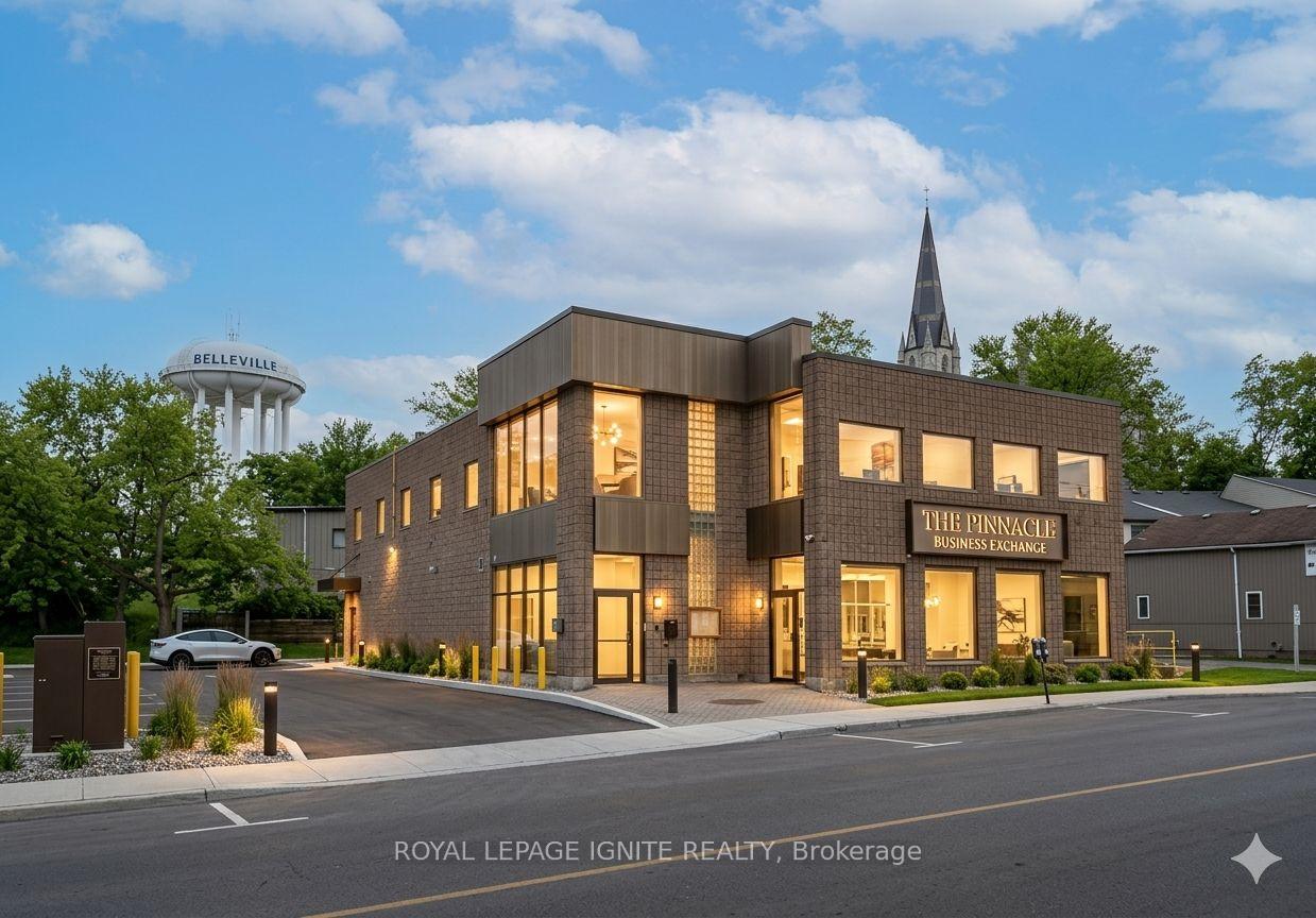 295 Pinnacle Street, Belleville, ON, exterior