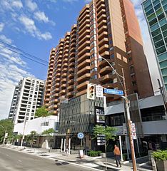 210 - 79 St Clair Avenue E, Toronto C09, ON, exterior